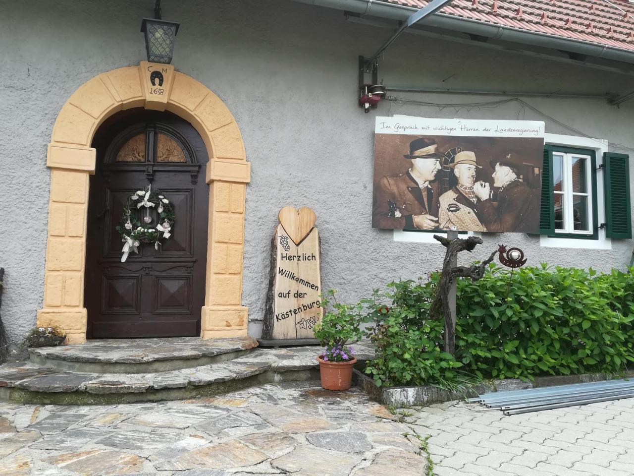 Kultur Weingut Kaestenburg Ratsch an der Weinstraße Eksteriør billede